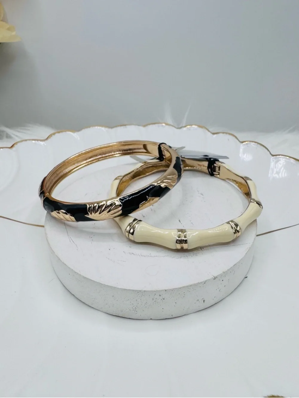 Sequin Set of 2 Gold Tone Enamel Bangles – Black & Ivory